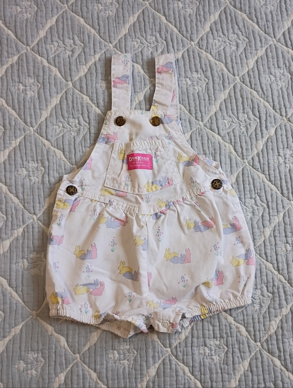 Vintage OshKosh B'gosh White Romper Pink/Purple/Yellow Bunnies 18-24 Months VGUC
